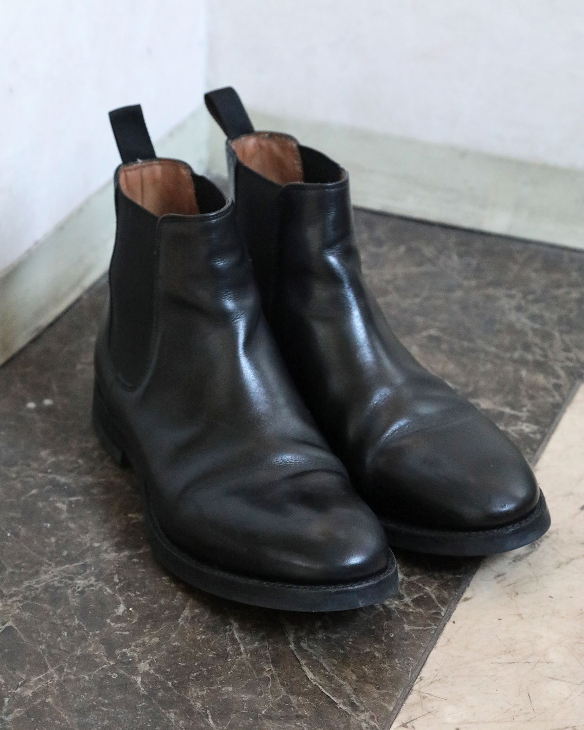 HARROGATE / KENSINGTON サイドゴアブーツ - BLACK FRENCH CALF 撮影