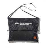 MOUNTAIN-RESEARCH-C.E.-3Way-bag-Black-168x168