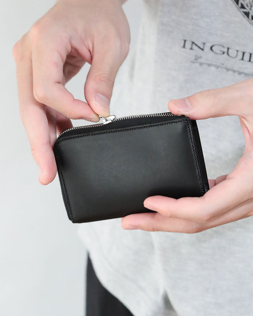 VT19 L-SHAPED WALLET : S 男性サイズ感