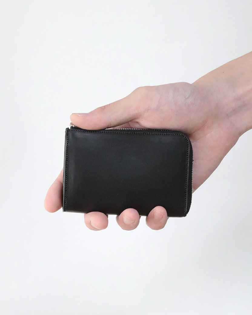 VT19 L-SHAPED WALLET : S 男性サイズ感