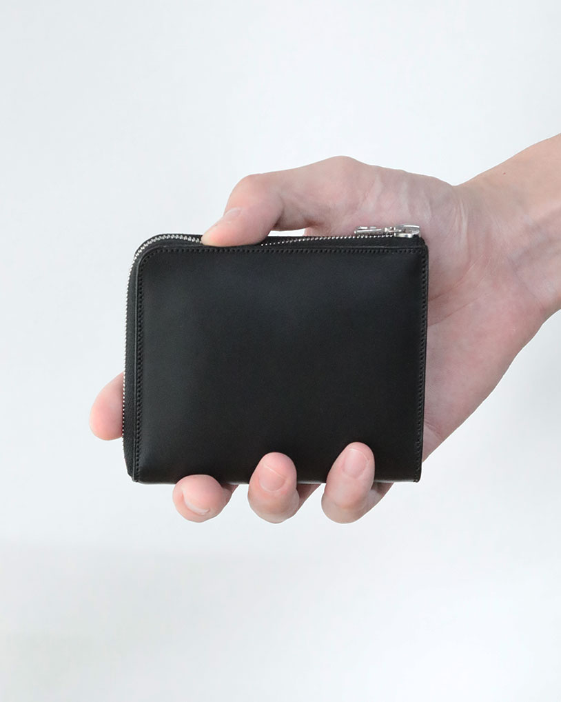VT20 L-SHAPED WALLET : M 男性サイズ感