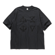 blurhmsROOTSTOCK / ブラームスルーツストック | Fictional-Fraternity 88/12 Patch Tee WIDE - Night Black×Black