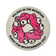 ....... RESEARCH | Bear Wreath Mat - White×Pink