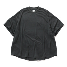 S.F.C Stripes For Creative / エスエフシー | SUPER BIG SIDE STRIPE TECH SS TEE - Charcoal