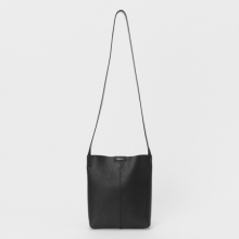 Hender Scheme / エンダースキーマ | piano shoulder small - Black