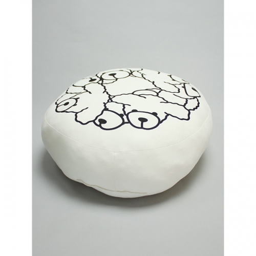 RESEARCH | Wheel Cushion - 熊リース - White | 通販 - 正規取扱店 