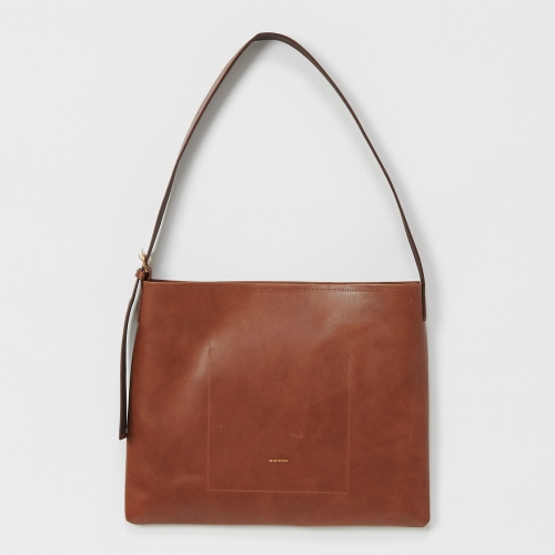 Hender Scheme / エンダースキーマ | twist buckle bag M - Black 