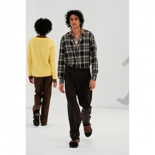 AURALEE / オーラリー | WOOL FULLING FLANNEL SLACKS (メンズ) - Top 