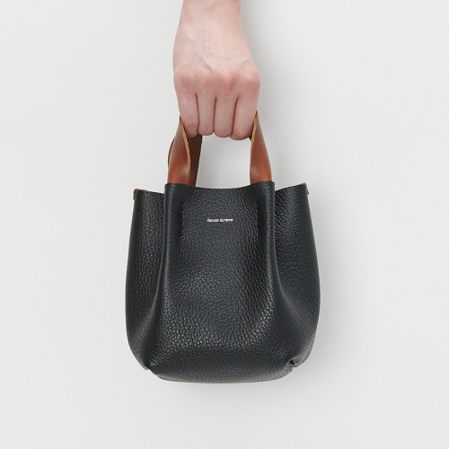 Hender Scheme / エンダースキーマ | piano bag small - Taupe | 通販 