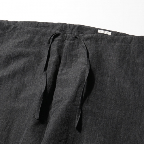 COMOLI / コモリ | ウールラミー テーパードパンツ - Charcoal | 通販 