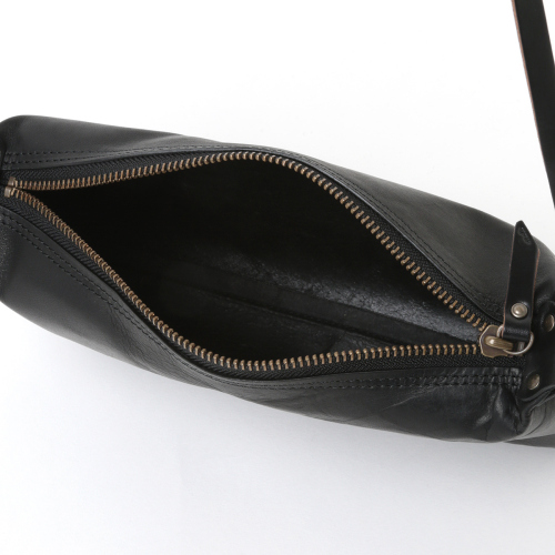 MOTO / モト | BAG50 ホースレザー ツールバッグ (ラージ) - Black 