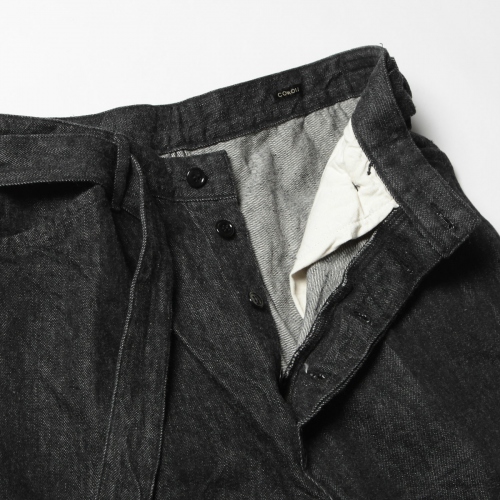 COMOLI / コモリ | デニム ベルテッドパンツ - Black / Ecru | 通販 