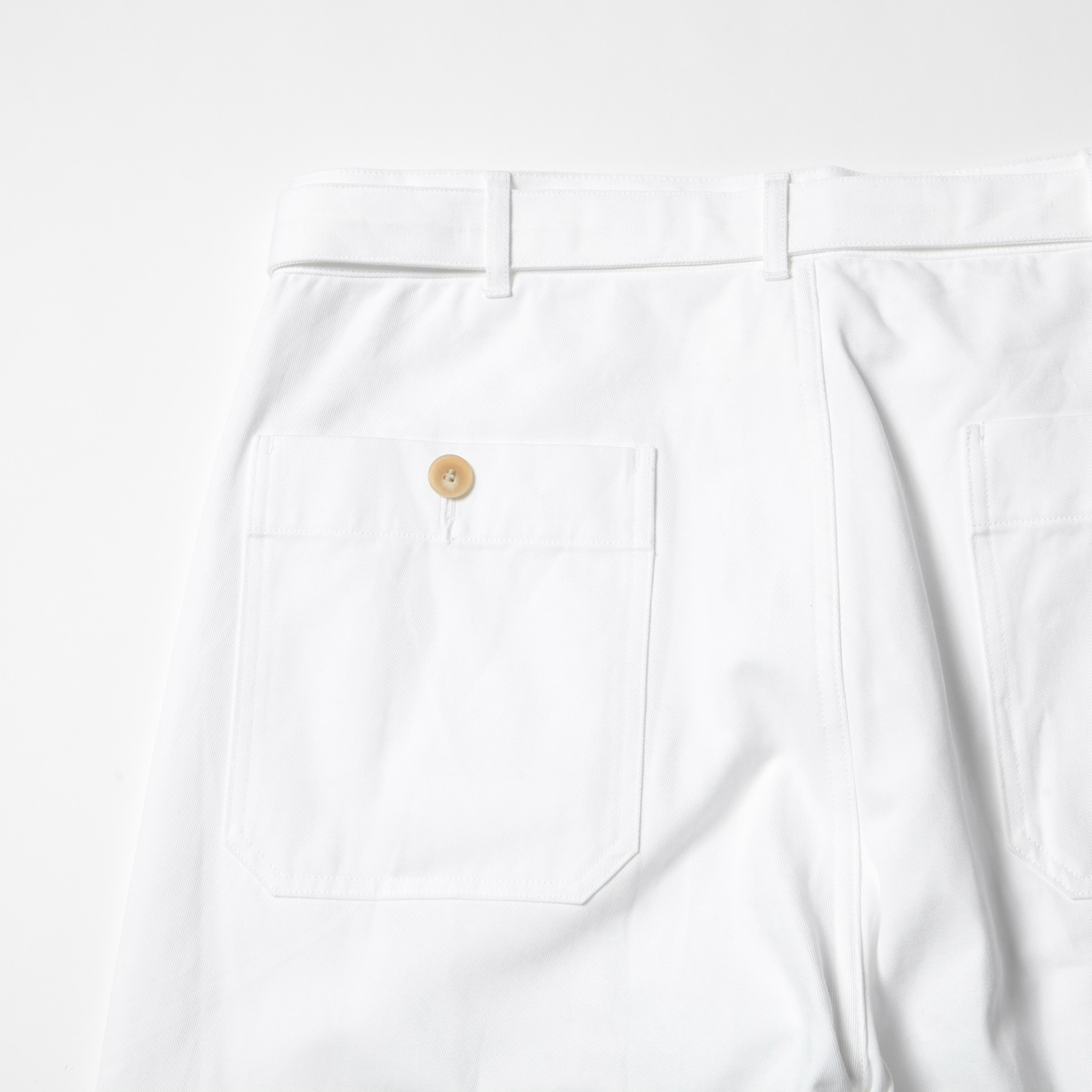 HARD TWIST FINX HEAVY CHINO BELTED PANTS (メンズ) - White