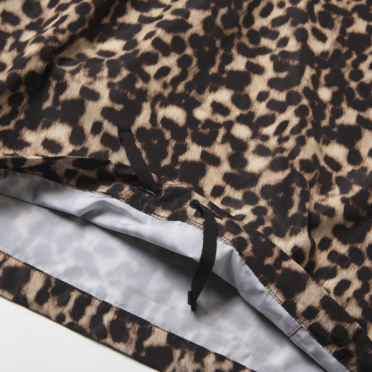 Cagoule Shirt - Polyester Leopard Print - Black / Brown