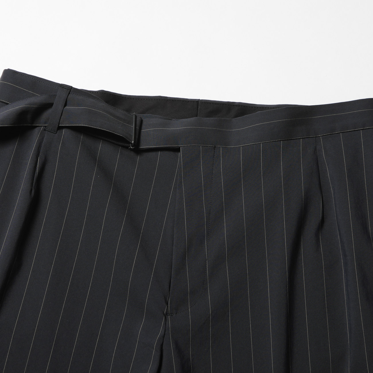 FINX NYLON STRETCH WIDE SLACKS (メンズ) - Navy Stripe