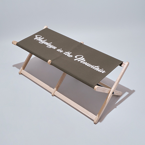 RESEARCH | HOLIDAYS in The MOUNTAIN 132 - Folding Bench
