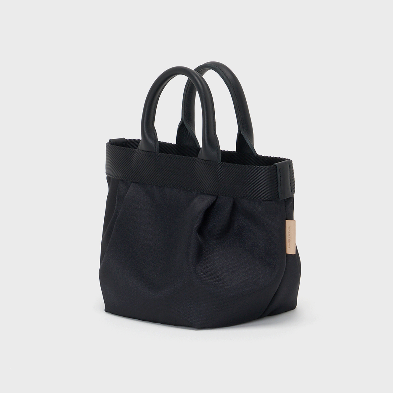 Hender Scheme / エンダースキーマ | 2tuck tote S - Black | 通販