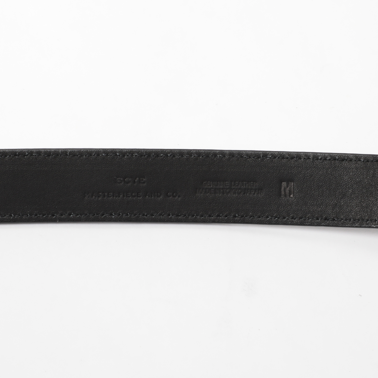 Scye / サイ | Shrink Leather Box Buckle Belt - 019/クロ | 通販