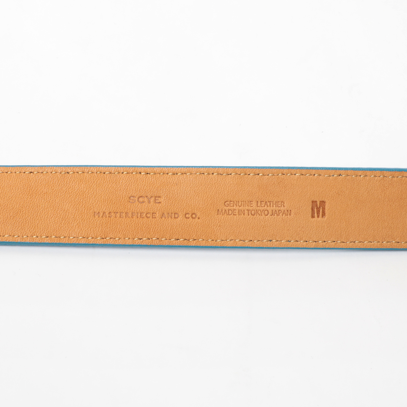 Scye / サイ | Shrink Leather Box Buckle Belt - 083/スカイブルー