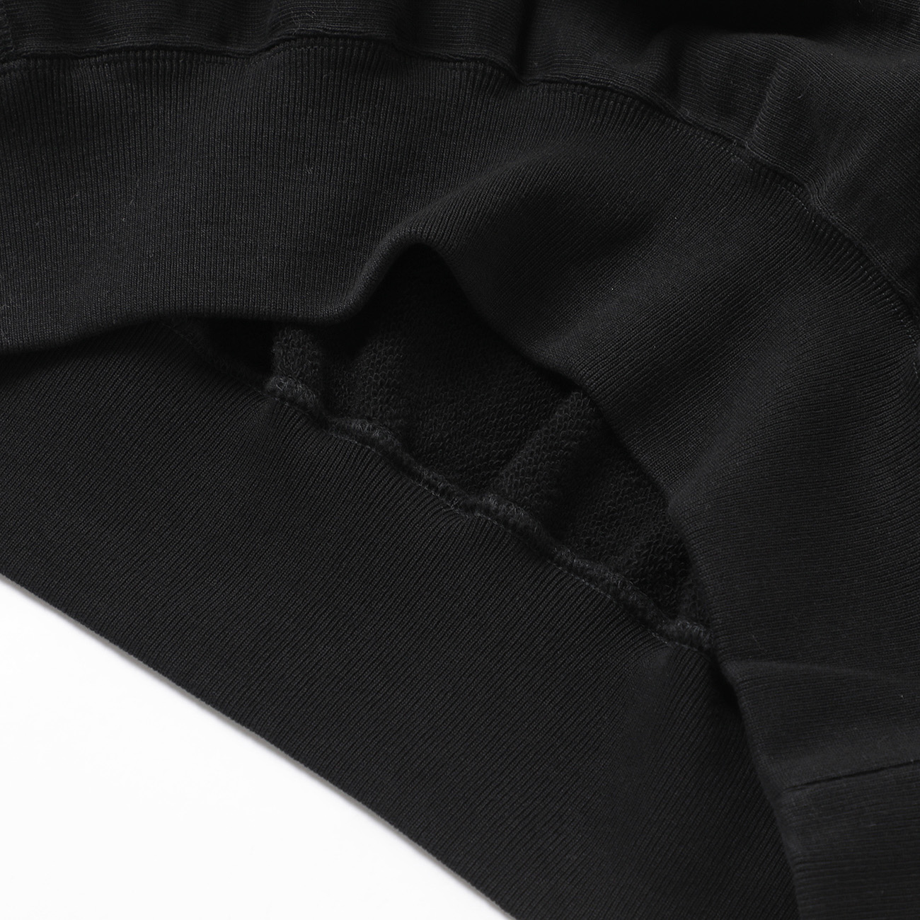 AURALEE / オーラリー | 2022 | SMOOTH SOFT SWEAT P/O | ブラック | メンズ AURALEE: SMOOTH SOFT BD SWEAT P/O (BLACK) | DSMG E-SHOP