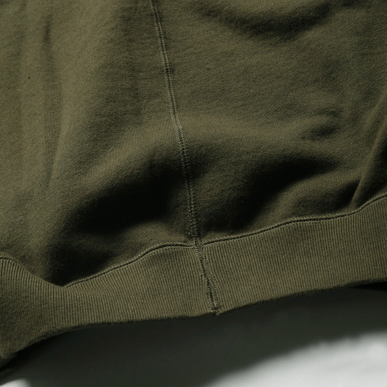 URU / ウル | HOODED SWEAT - Khaki | 通販 - 正規取扱店 | COLLECT