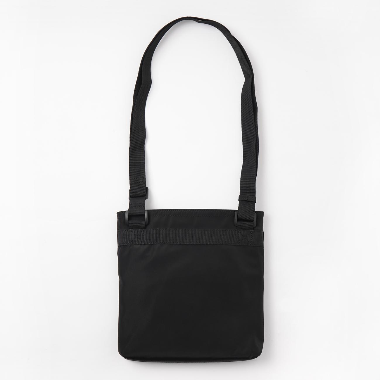 APC Protection メッセンジャーバッグ 新品 人気 02151601_5c6663d1790e3.jpg