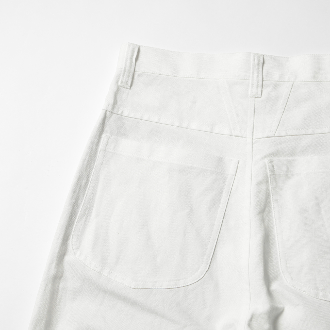 URU / ウル | COTTON LINEN CANVAS / WIDE PANTS - White | 通販
