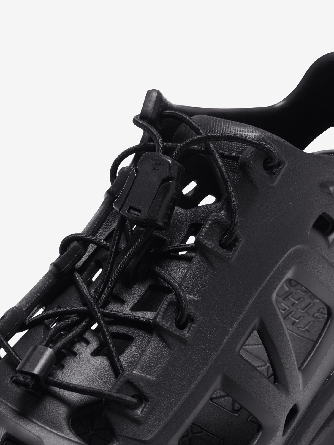 ザ・ノース・フェイス  RE-ACTIV SNEAKER(リアクティブ スニーカー)  7/25.0cm  TNFブラック×TNFブラック(KK) THE NORTH FACE / ザ ノース フェイス | RE-Activ Sneaker - KK TNF