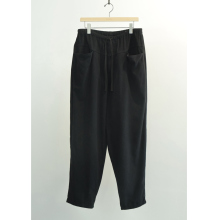 COMOLI / コモリ | ブラックドリル テーパードパンツ - Black