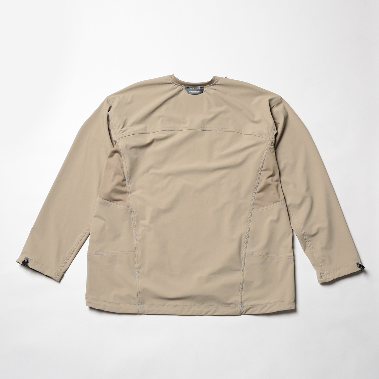 and wander / アンドワンダー | trek pullover - Beige | 通販 - 正規取扱店 | COLLECT STORE /  コレクトストア