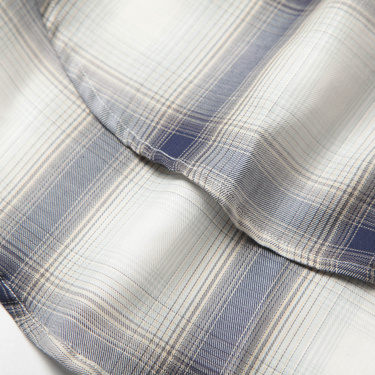AiE / エーアイイー | Painter Shirt - C/LY Ombre Plaid - Navy