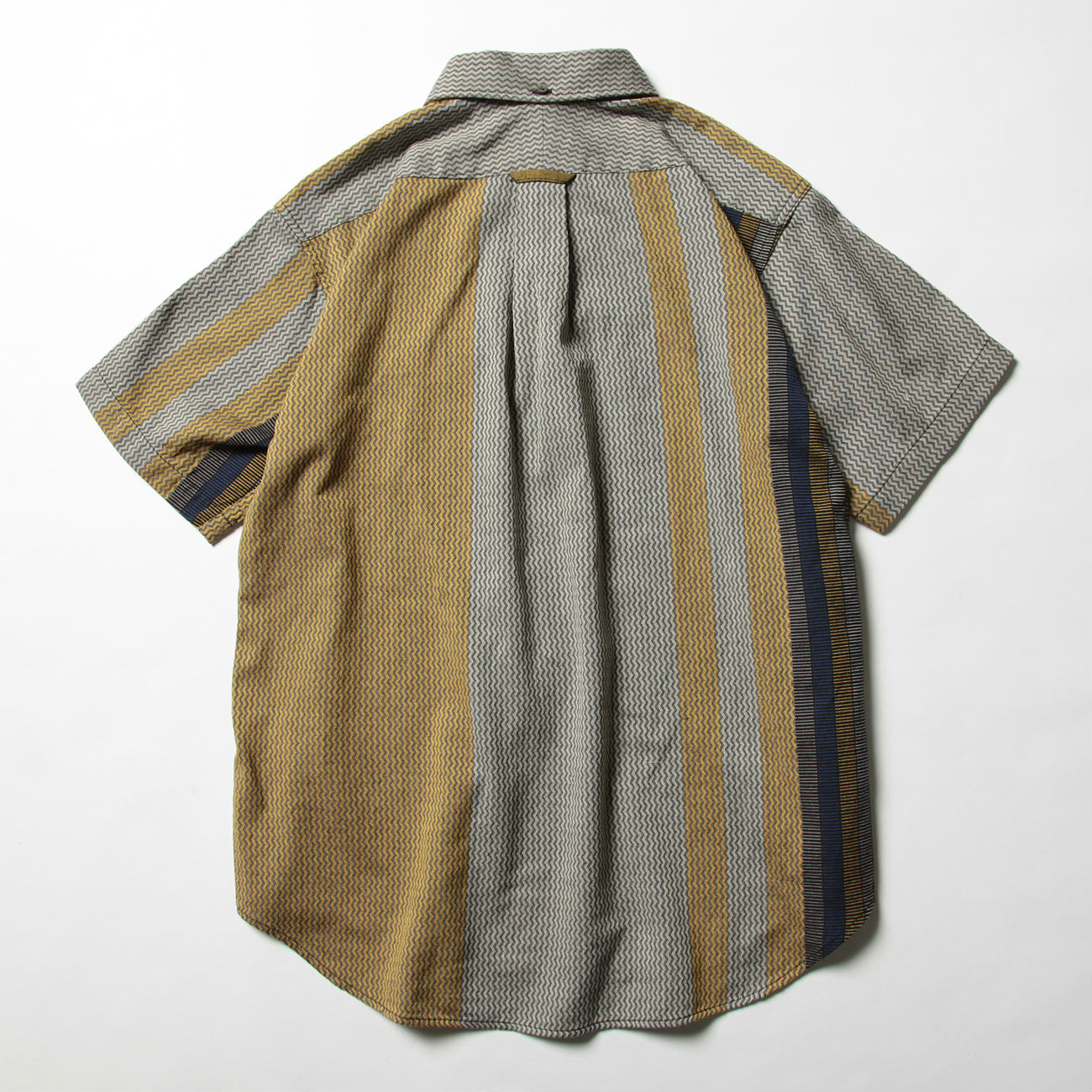 トップス A GYDA ニット セーター Square gyda Vネックラインニットトップス