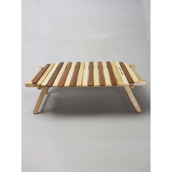 RESEARCH | HOLIDAYS in The MOUNTAIN 115 - Anarcho Table - Beige