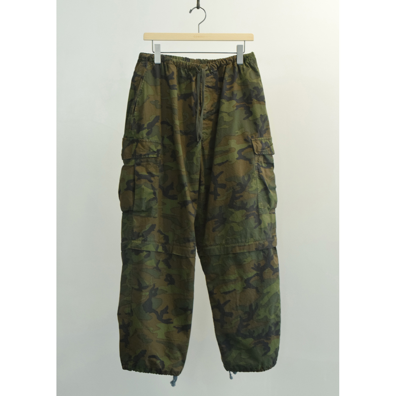 COMOLI 26ss CAMO コンバーティブル6Pパンツ カモフラ 2 COMOLI / コモリ | CAMO コンバーティブル6Pパンツ - Camo | 通販