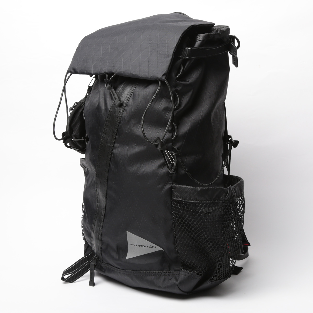 and wander / アンドワンダー | X-Pac 30L backpack - Black | 通販