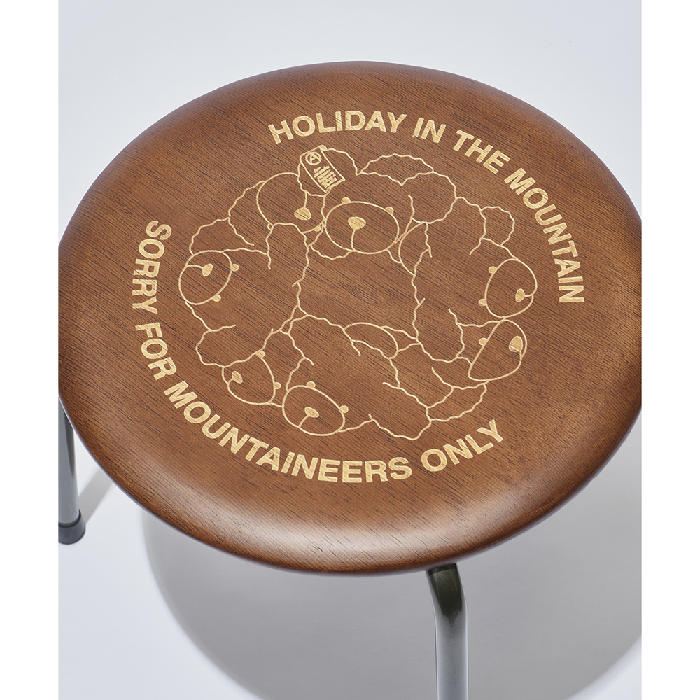 RESEARCH | HOLIDAYS in The MOUNTAIN 157 - Round Stool - Kuma RESEARCH | HOLIDAYS in The MOUNTAIN 157 - Round Stool - Kuma