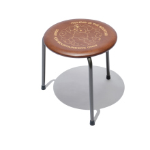 ....... RESEARCH | HOLIDAYS in The MOUNTAIN 158 - Round Stool Low - Kuma Wreath