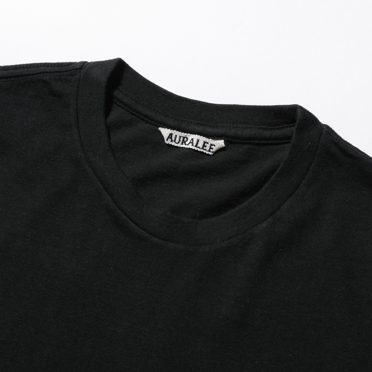 AURALEE / オーラリー | SEAMLESS CREW NECK TEE (メンズ) - Black