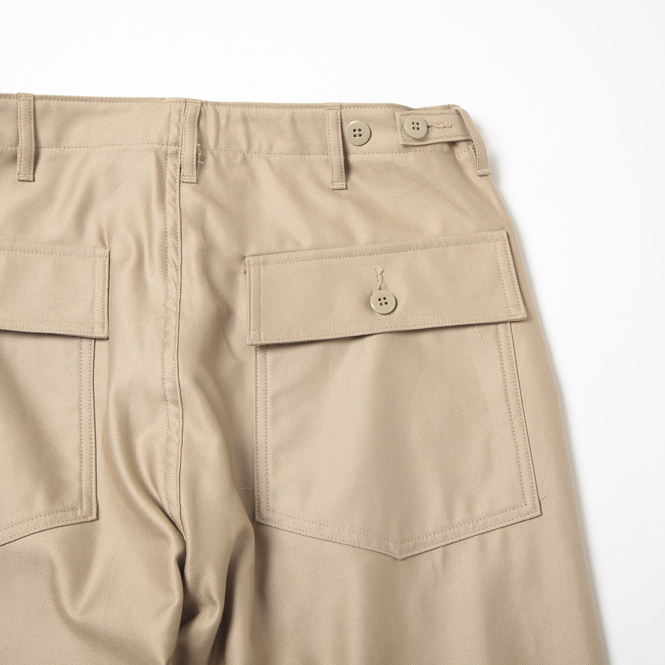 パンツ INTERIM BAKER PANTS IVORY INTERIM/ORGANIC COTTON HBT TWILL BAKER PANTS (IVORY)