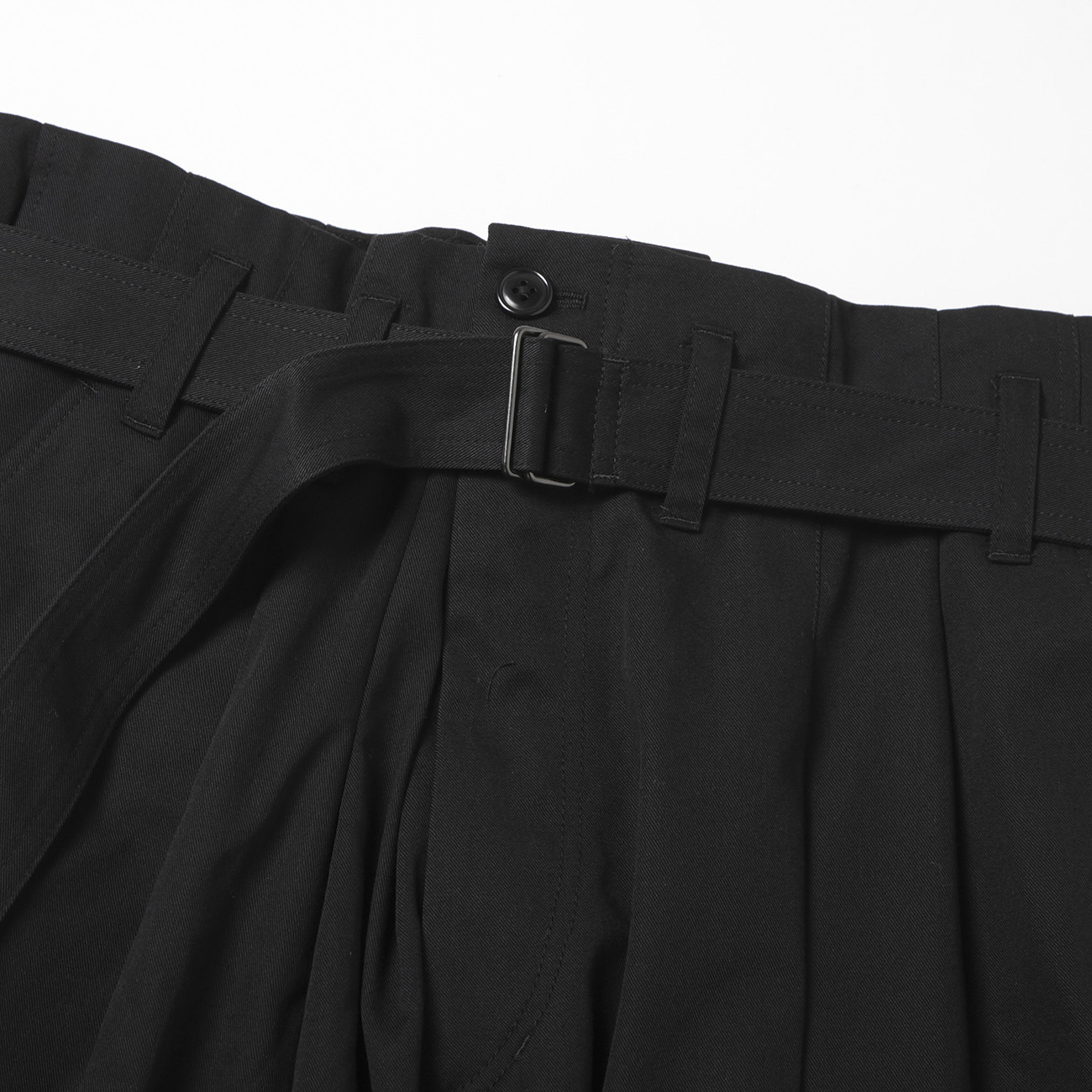 ESSAY / エッセイ | P-3 HAKAMA SLACKS - Black | 通販 - 正規