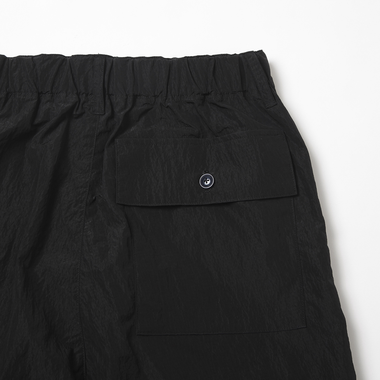 URU / ウル | WATER REPELLENT NYLON - SNOW PANTS - Black | 通販 