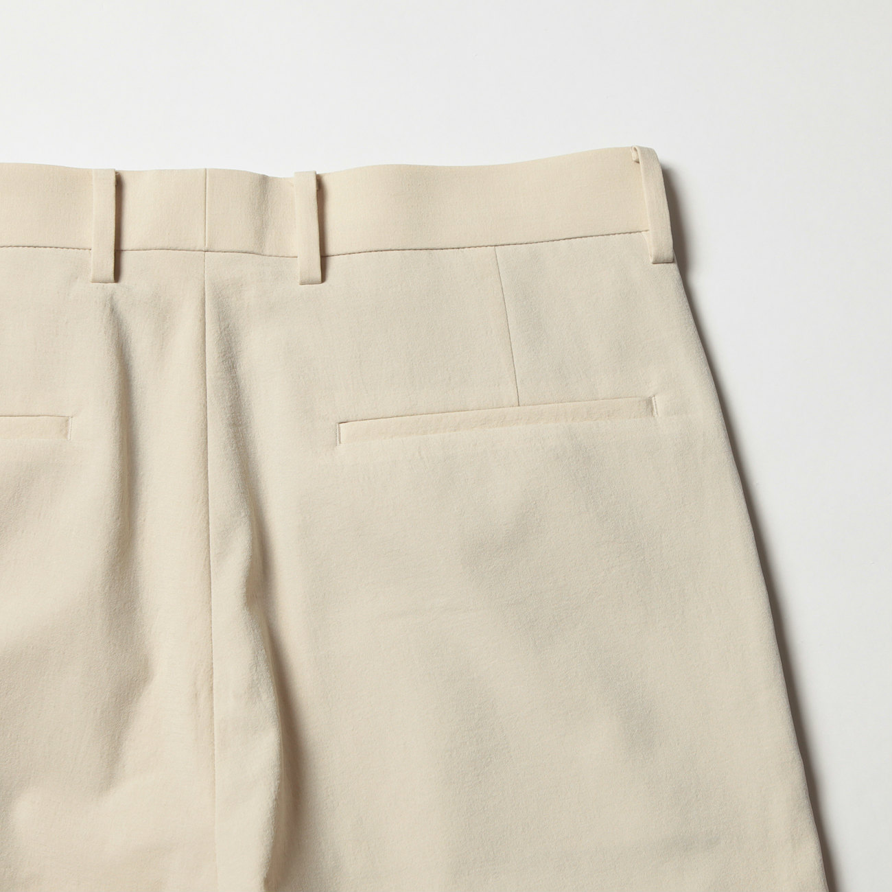 URU / ウル | POLYESTER / 2 TUCK PANTS - Ivory | 通販 - 正規取扱店
