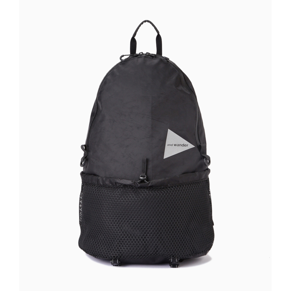 and wander / アンドワンダー | ECOPAK 20L daypack - Black | 通販