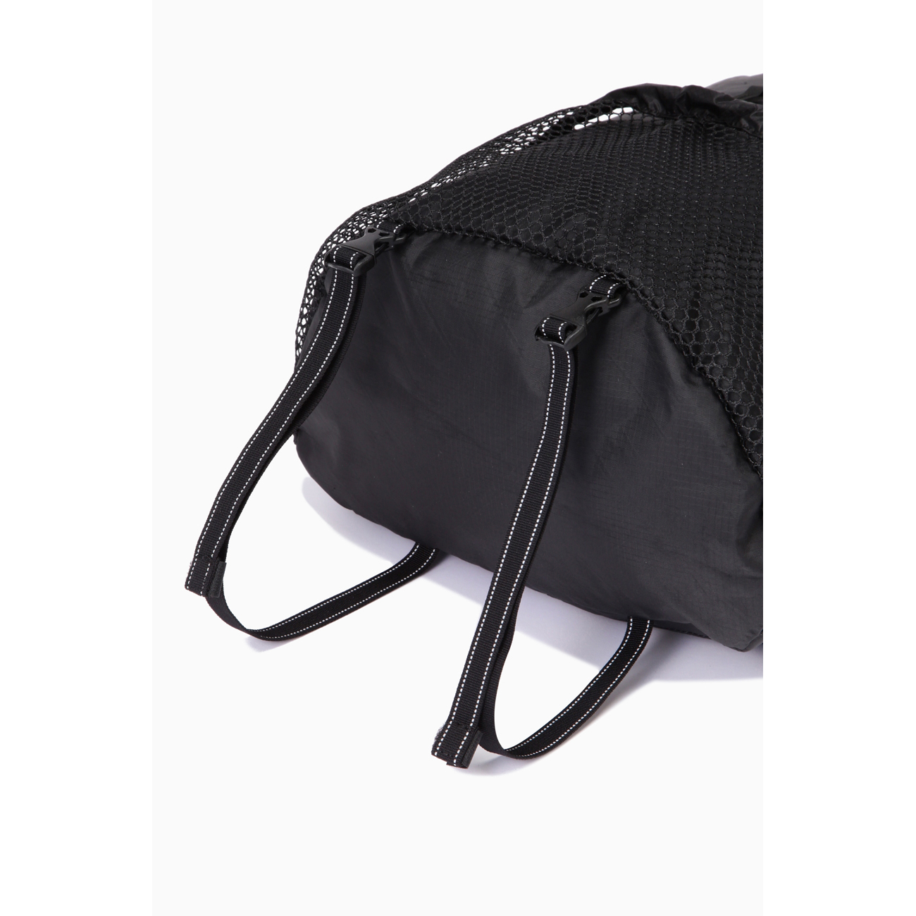 and wander / アンドワンダー | ECOPAK 20L daypack - Black | 通販