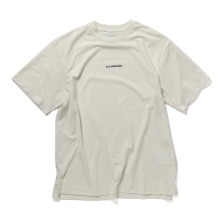 and wander / アンドワンダー | dry mesh T - Off White