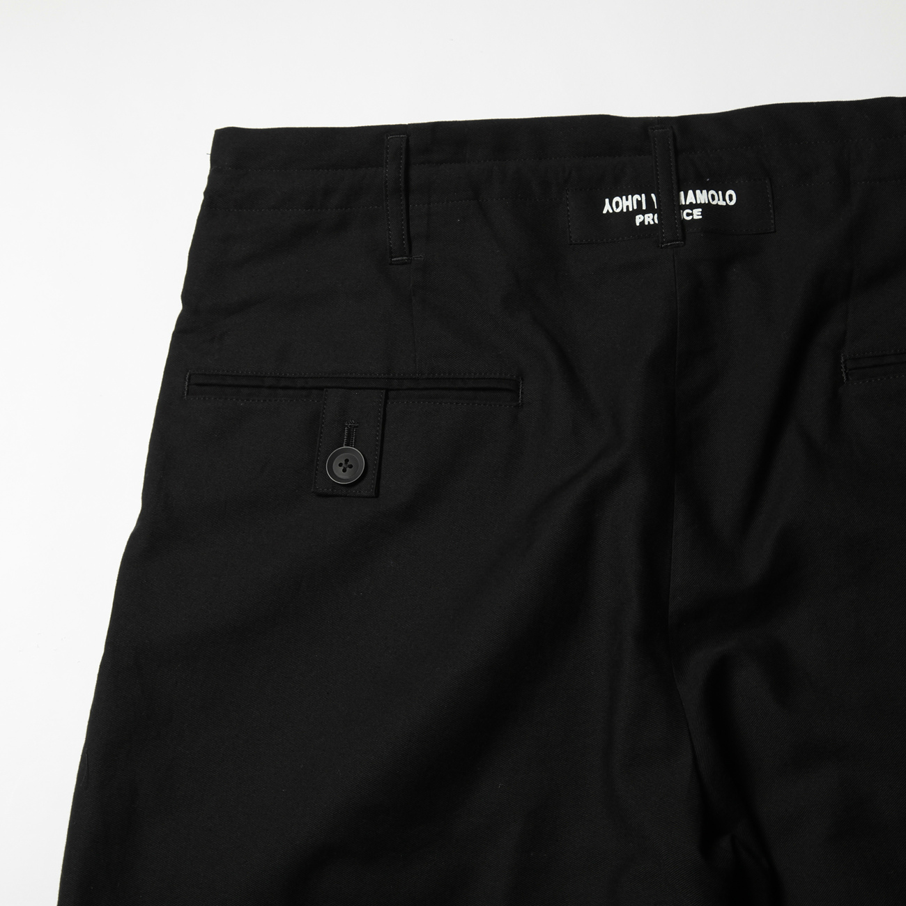 ヨウジヤマモトCOTTON TWILL TAB PANTS 04051702_624bf78dc2a2c.jpg