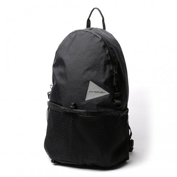 and wander / アンドワンダー | X-Pac 20L backpack - Black | 通販