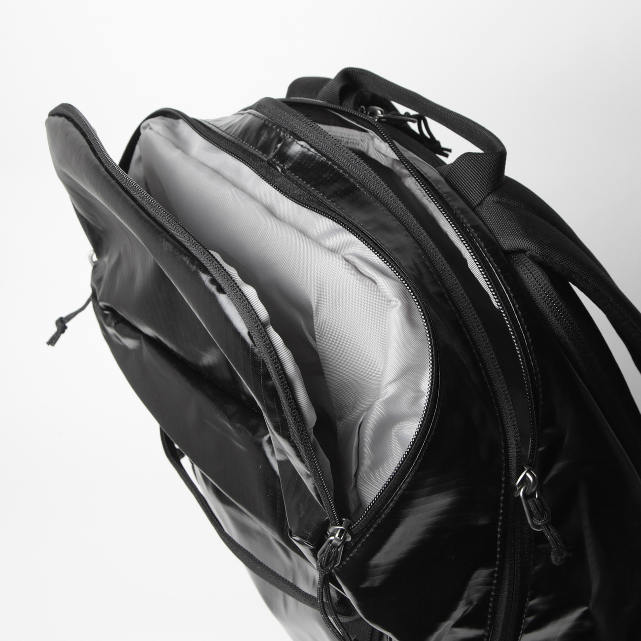 patagonia / パタゴニア | Black Hole Pack 32L - Black | 通販