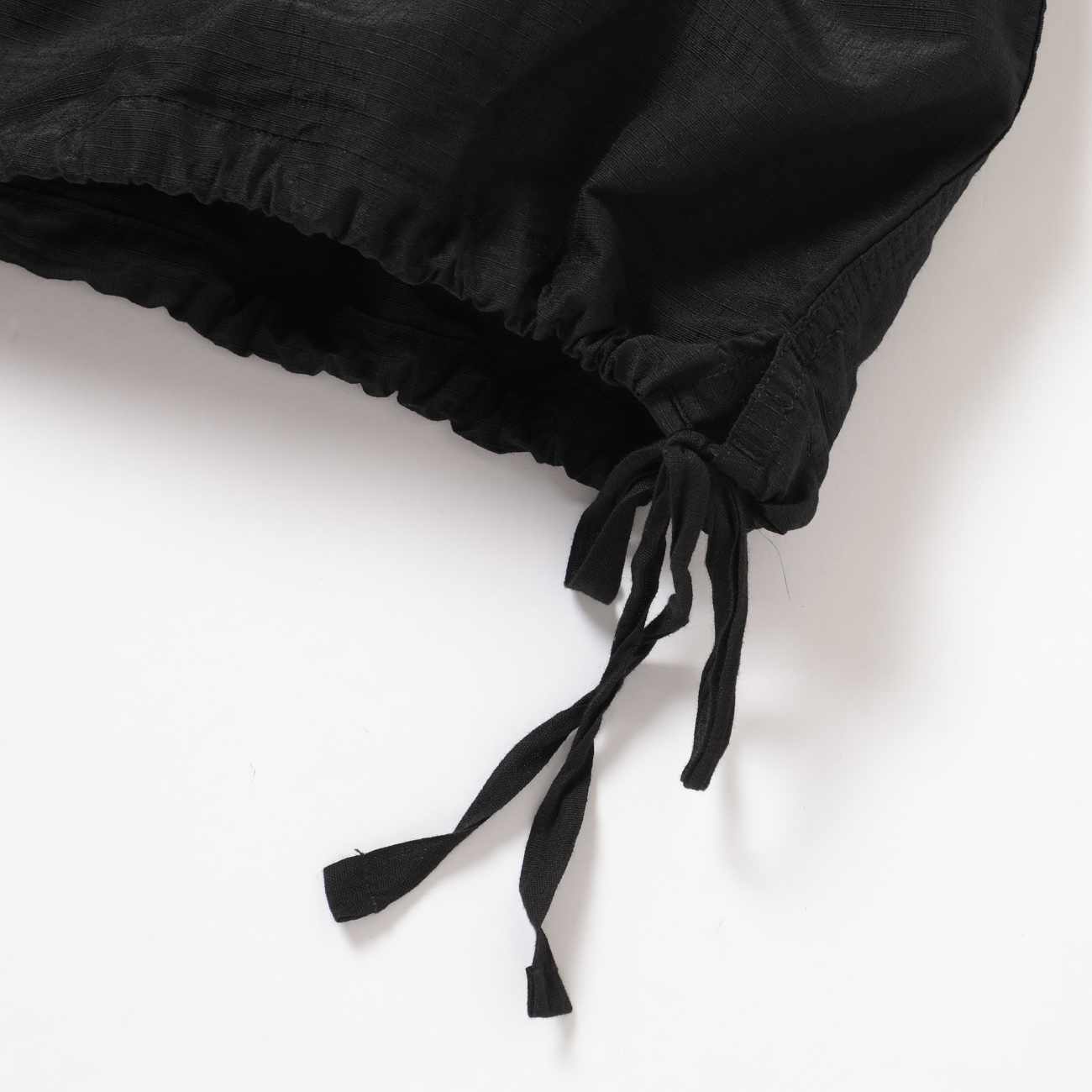 COMOLI / コモリ | リップストップ スモックパーカ - Black | 通販