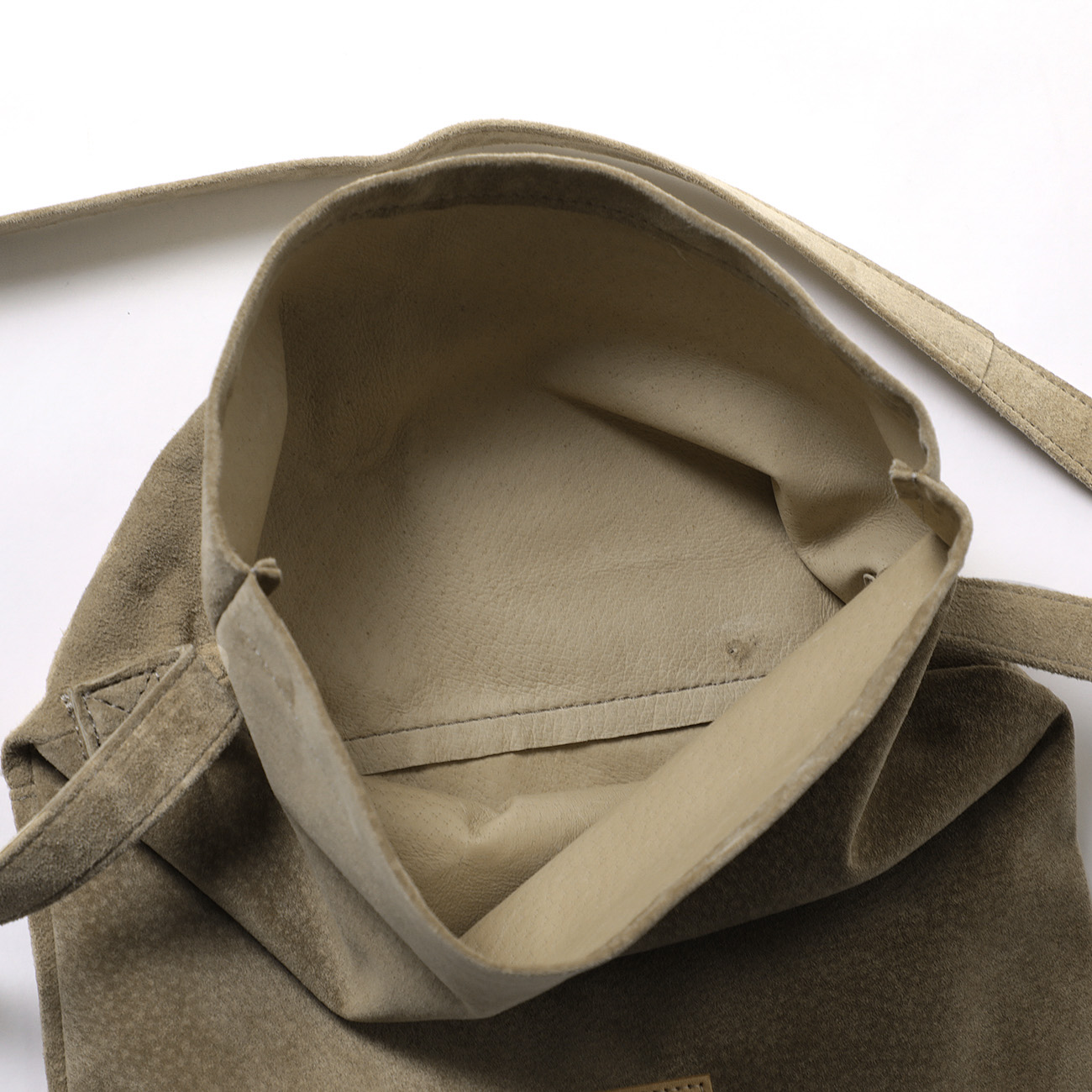 Hender Scheme / エンダースキーマ | pig flap shoulder bag small